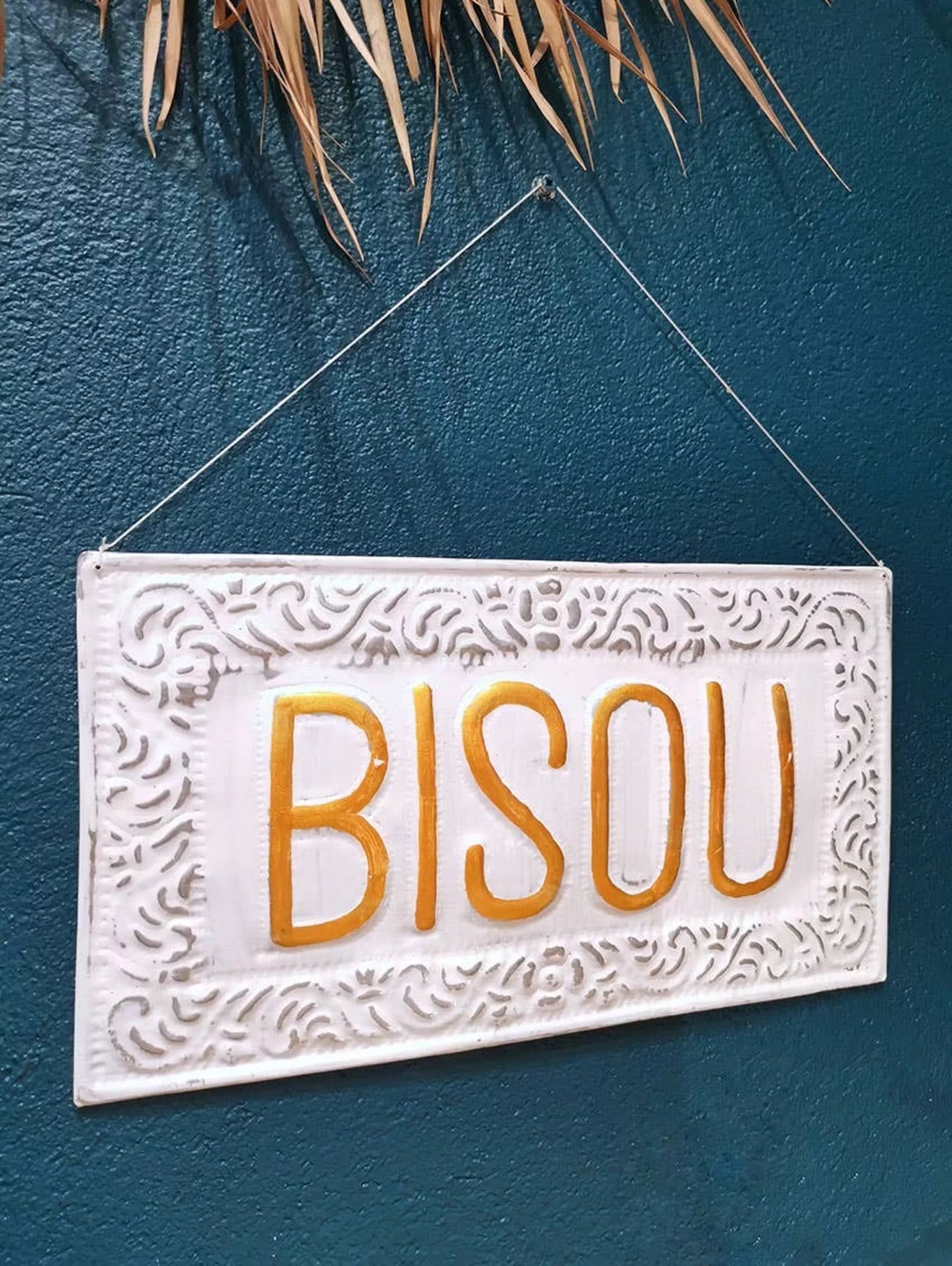 Plaque décorative blanche  - Bisou